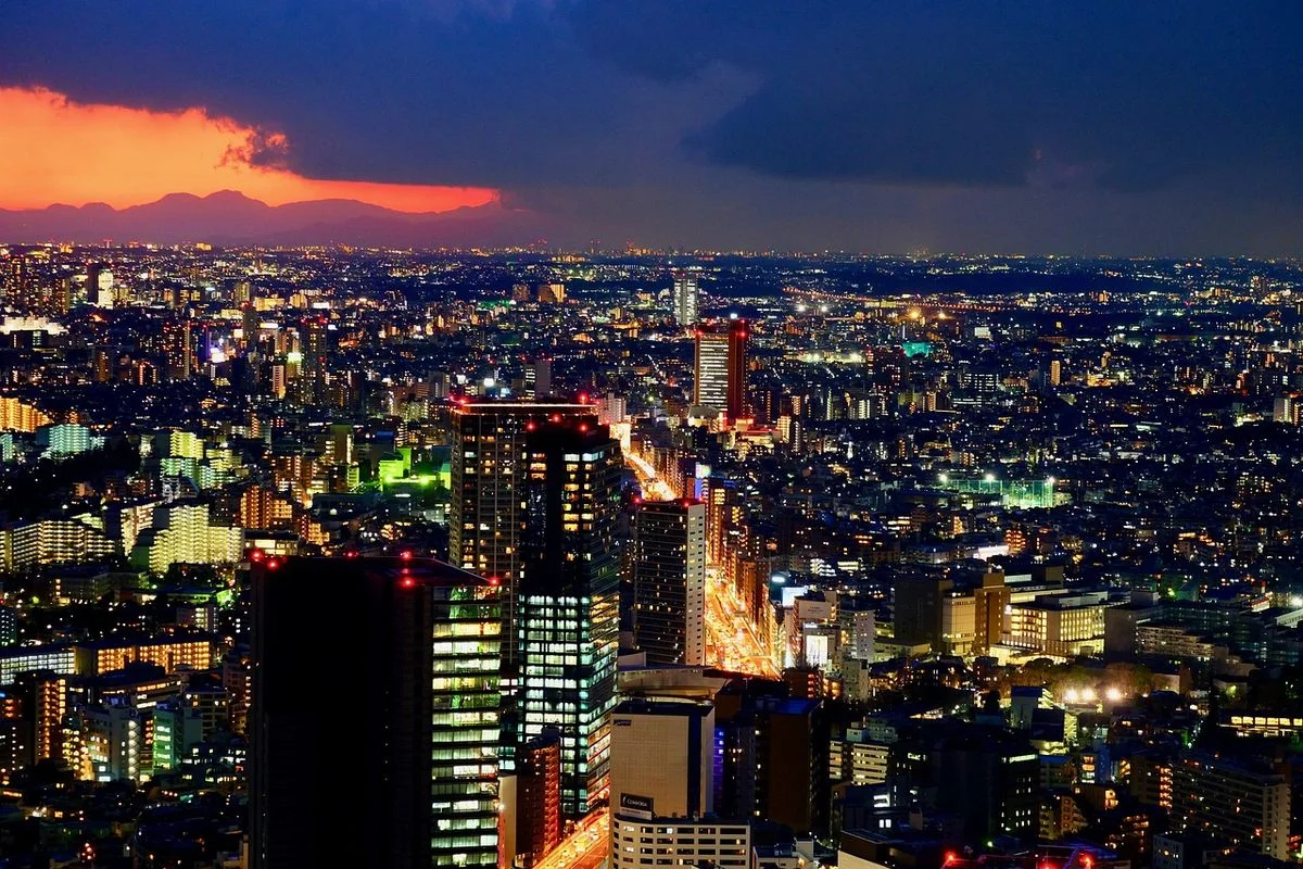 China Southern Airlines Return Flights London Gatwick (LGW) to Tokyo (via Guangzhou CAN), 2x Checked Bags Included
