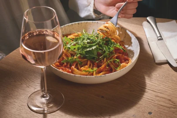 Premier Inn Meal Deal: Main Meal + Starter/Dessert & Drink, Unlimited Breakfast, Kids Eat Free