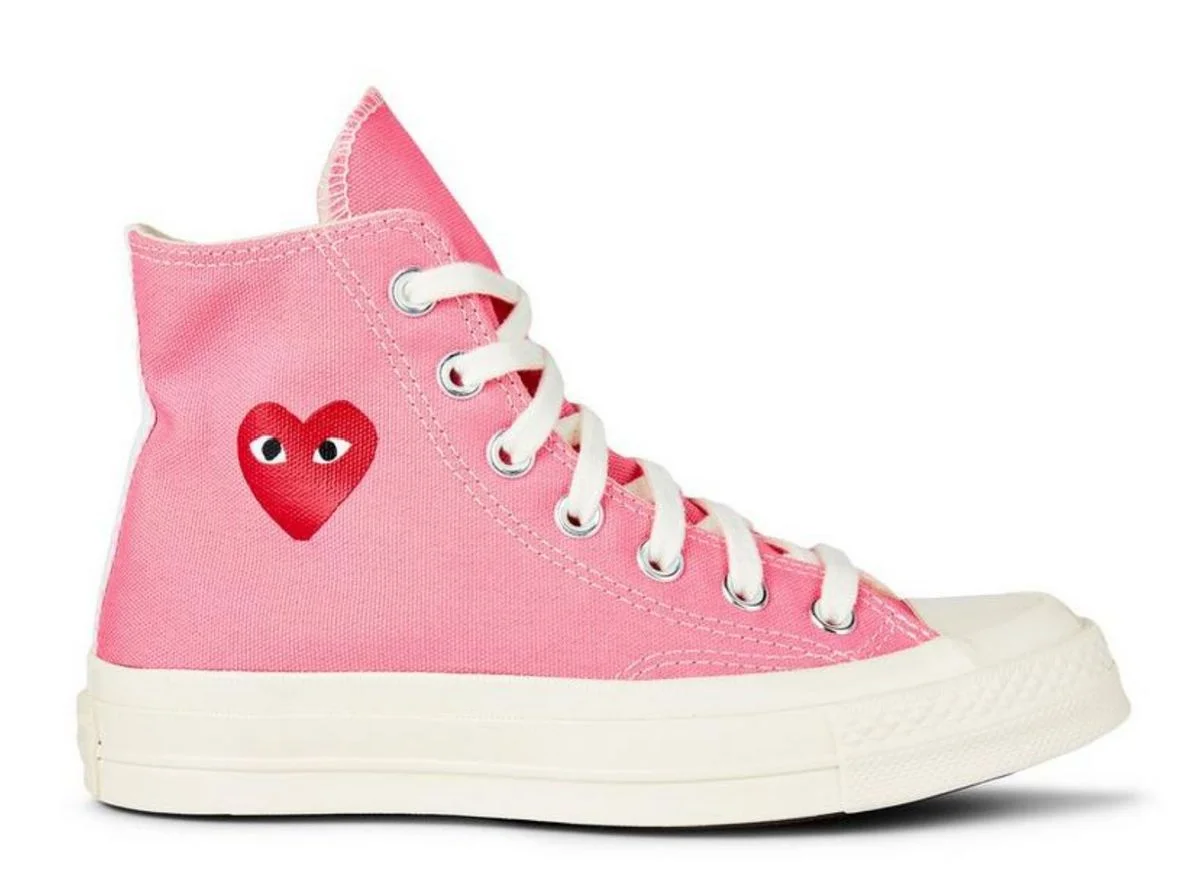 Comme des Garcons PLAY x Converse Chuck 70 Peeping Heart High Top Trainers Pink - UK 3