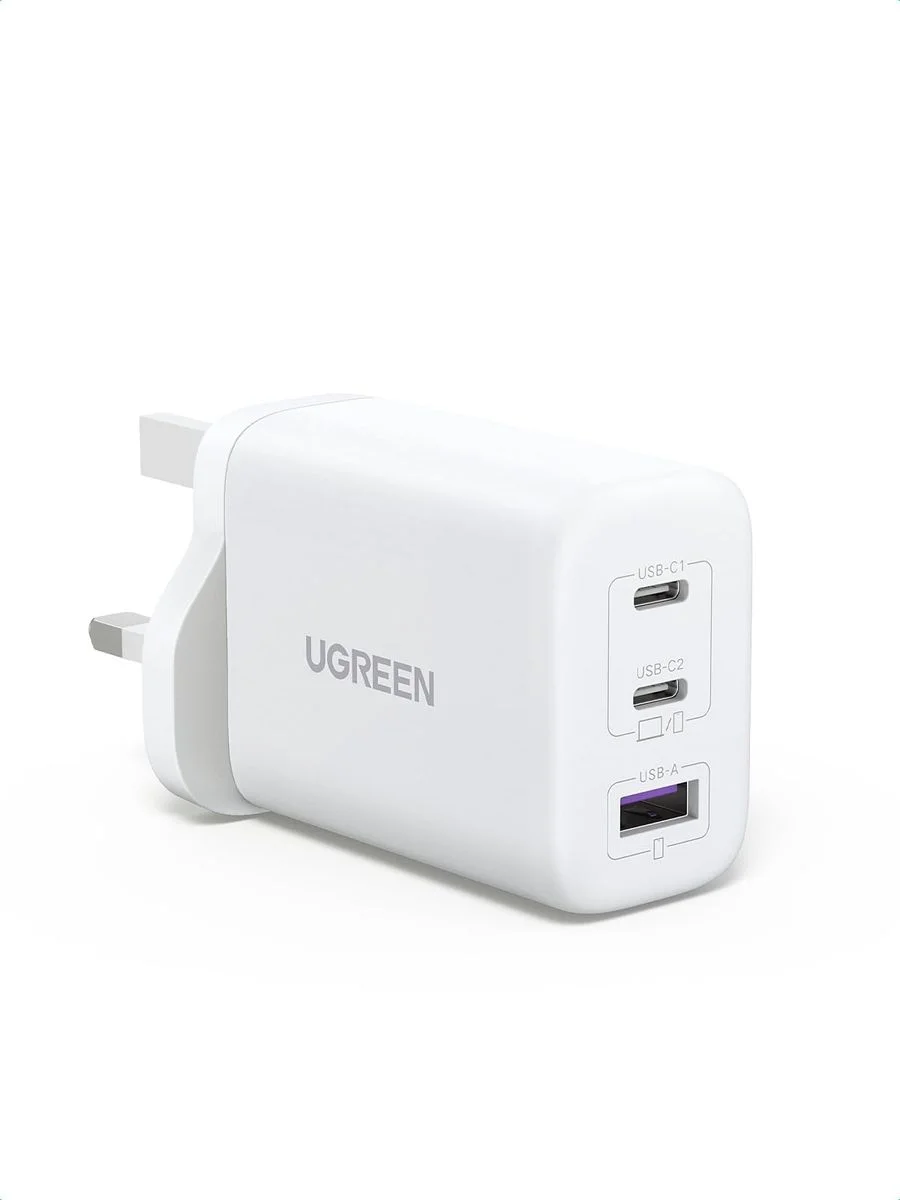 UGREEN USB-C Charger 65W GaN Fast Charger 3-Port Compact Travel Plug - White/Black