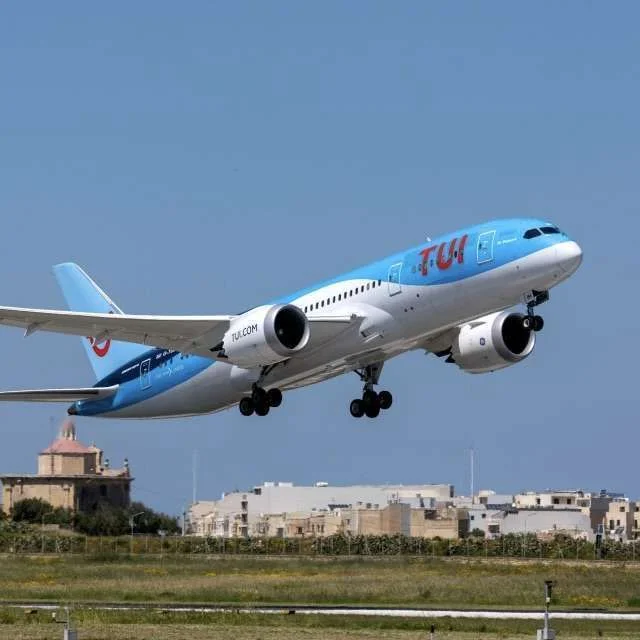 TUI Return Flights Early October: Crete, Palma de Mallorca, Lanzarote, Gran Canaria (10kg Hand Luggage)